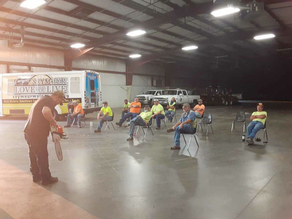 Seymour Chainsaw Training